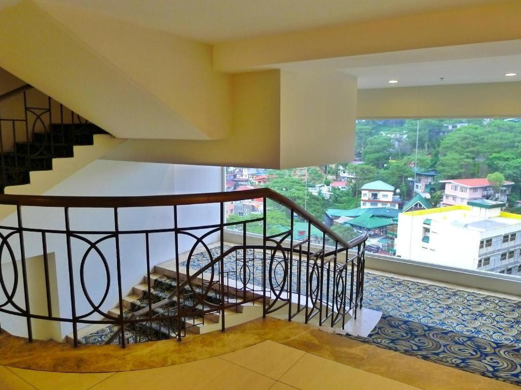 Citylight Hotel Baguio City Esterno foto