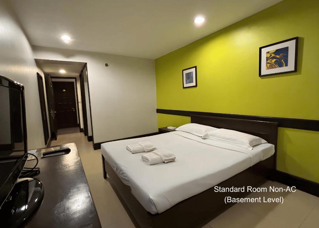 Citylight Hotel Baguio City Esterno foto
